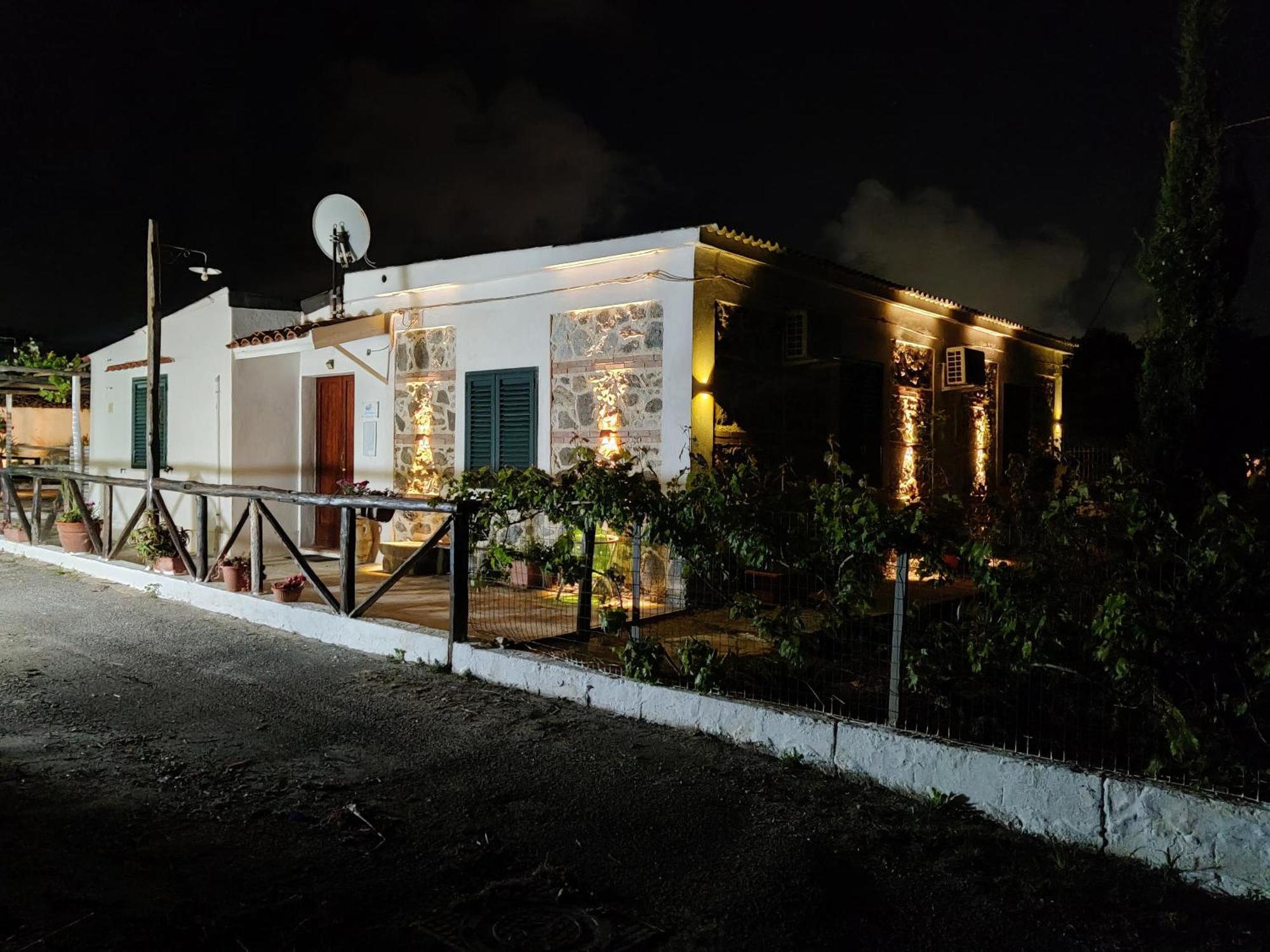 サンタ・ドメーニカ Casa Spezzaraヴィラ エクステリア 写真